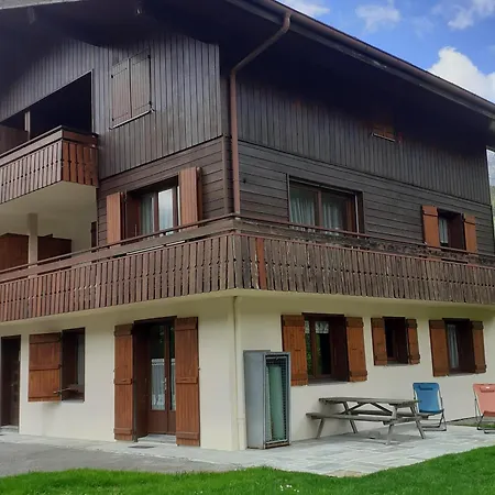 아파트 6 Pers, 54m², A 400m Des Pistes, Village, Animaux Admis - Fr-1-467-76 *